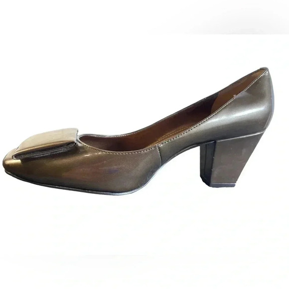 Tahari Lucy Square Toe Bow Chunky Heels Size 7.5 - Picture 9 of 9